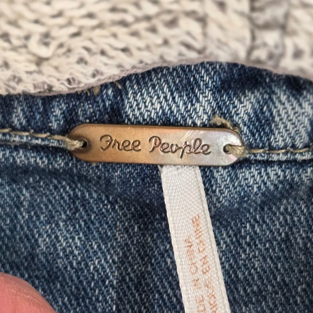 Free People Disney Patches Denim Hooded Jacket XS Jean Knit‎ Sleeve Unique - Picture 2 of 9